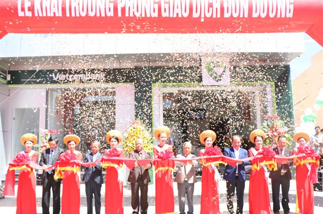 Vietcombank chi nhánh Lâm Đồng khai trương phòng giao dịch đơn dương