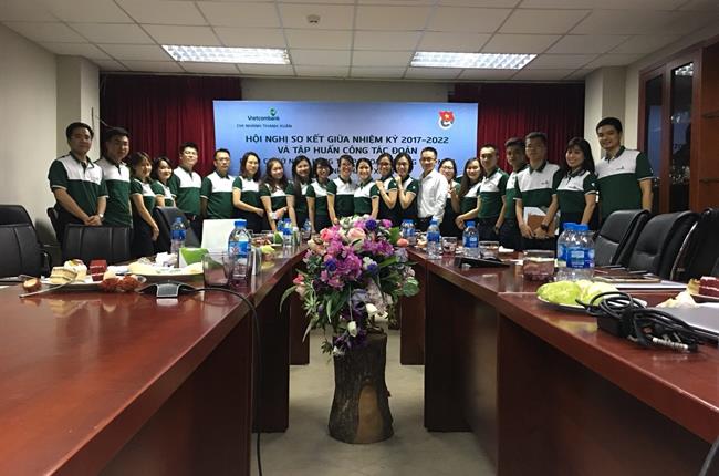 Đoàn cơ sở Vietcombank Thanh Xuân tổ chức Hội nghị sơ kết giữa nhiệm kỳ 2017 – 2022 và tập huấn công tác đoàn