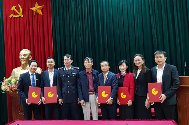 Vietcombank Tuyên Quang ký kết Thỏa thuận thu ngân sách Nhà nước (NSNN) với Kho bạc Nhà nước (KBNN) và các cơ quan Cục Thuế, Chi cục Hải quan của tỉnh Tuyên Quang