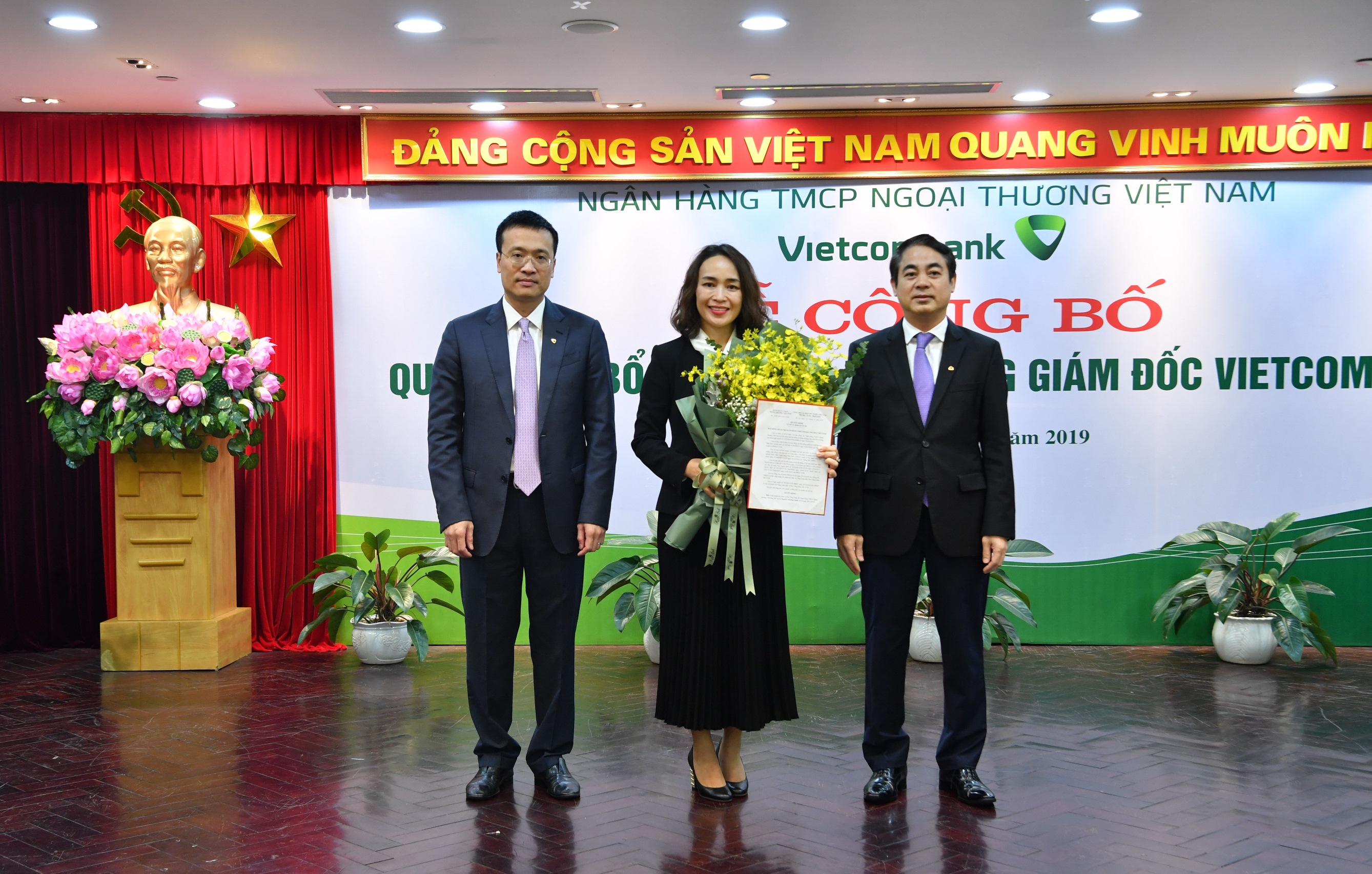 Vietcombank tổ chức Lễ công bố quyết định bổ nhiệm lại Phó Tổng giám đốc