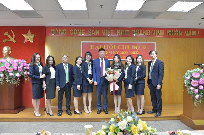 Chi bộ 35 thuộc Đảng bộ Trụ sở chính Vietcombank tổ chức Đại hội Chi bộ nhiệm kỳ 2020 - 2022
