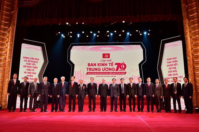 Vietcombank đồng hành cùng Chương trình Gặp mặt Ban Kinh tế Trung ương - 70 năm với sự nghiệp đổi mới và phát triển kinh tế của Đảng