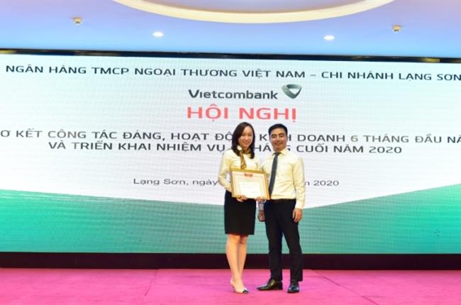 Vietcombank Lạng Sơn tổ chức hội nghị sơ kết công tác Đảng, hoạt động kinh doanh và triển khai nhiệm vụ 6 tháng cuối năm 2020