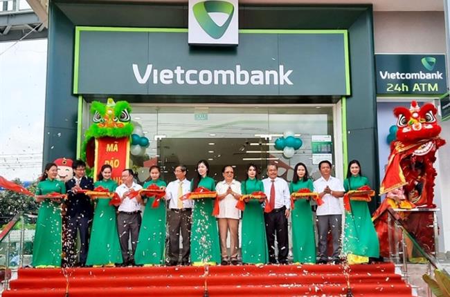 Vietcombank Vĩnh Long khai trương Phòng giao dịch Long Hồ