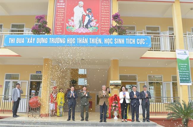 Vietcombank tài trợ 3 tỷ đồng xây dựng trường PTDT bán trú THCS Nậm Lành tại huyện Văn Chấn, tỉnh Yên Bái