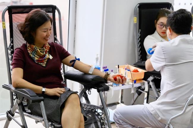 Vietcombank Hà Nội phát động chương trình hiến máu tình nguyện “Hiến giọt máu đào – trao đời sự sống” đã thu được hơn 88 đơn vị máu