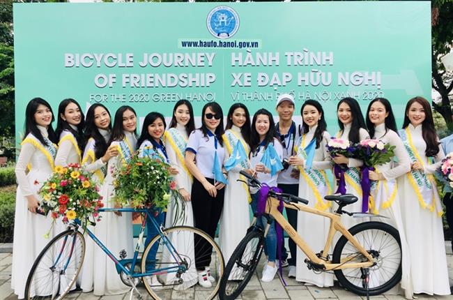Vietcombank đồng hành cùng chương trình “Hành trình xe đạp hữu nghị vì thành phố Hà Nội xanh 2020”