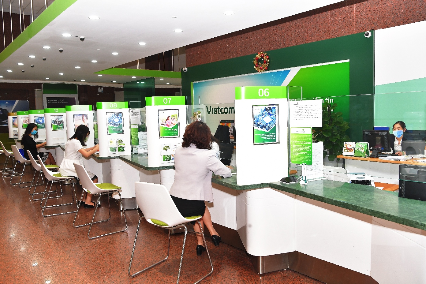 Vietcombank commits to business continuity