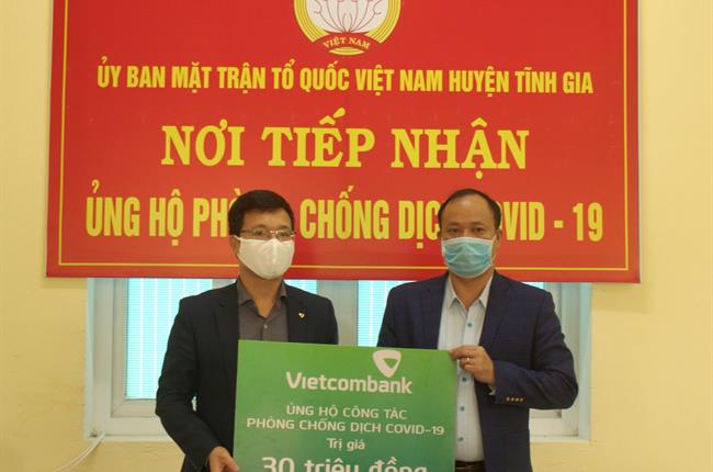 Vietcombank Nghi Sơn ủng hộ 30 triệu đồng phòng chống dịch Covid-19 