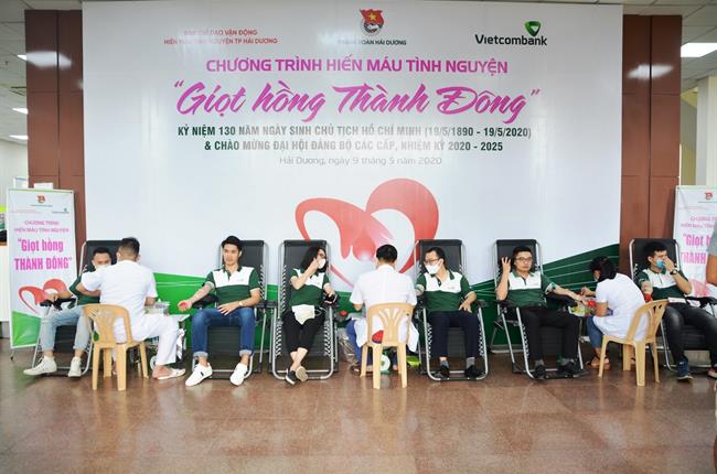 Đoàn viên Vietcombank Hải Dương tham gia chương trình hiến máu “Giọt hồng Thành Đông” năm 2020
