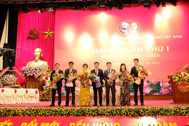 Đại hội Đảng bộ Vietcombank Thăng Long lần thứ I, nhiệm kỳ 2020 – 2025 thành công tốt đẹp