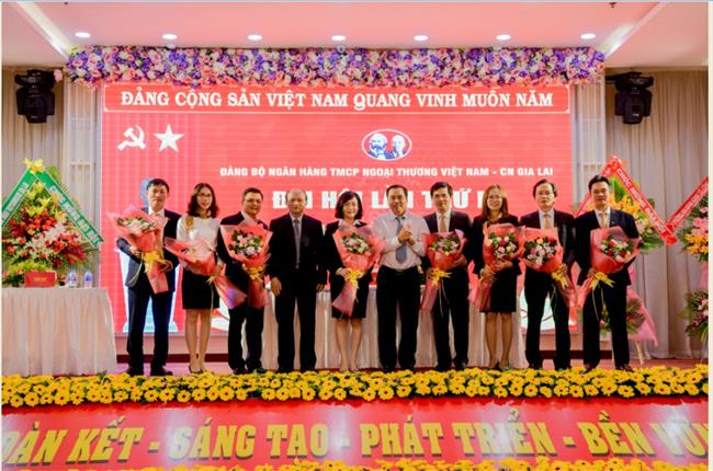 Đại hội Đảng bộ Vietcombank Gia Lai lần thứ IV nhiệm kỳ 2020 – 2025 thành công tốt đẹp