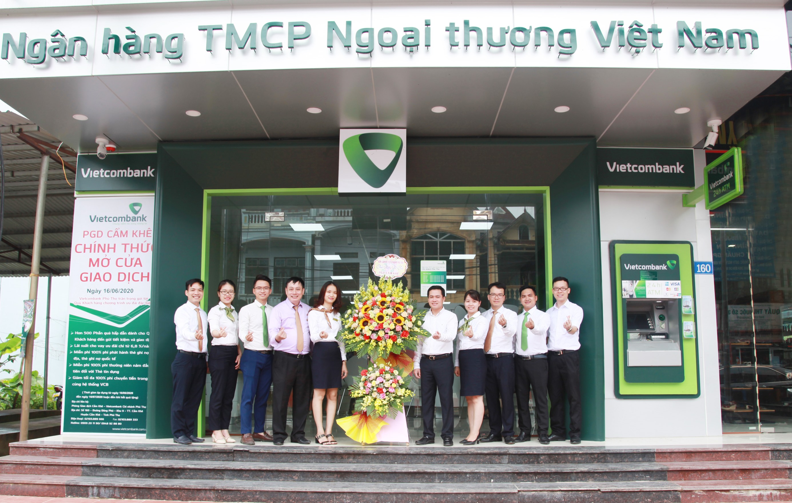 Vietcombank Phú Thọ khai trương Phòng Giao dịch Cẩm Khê