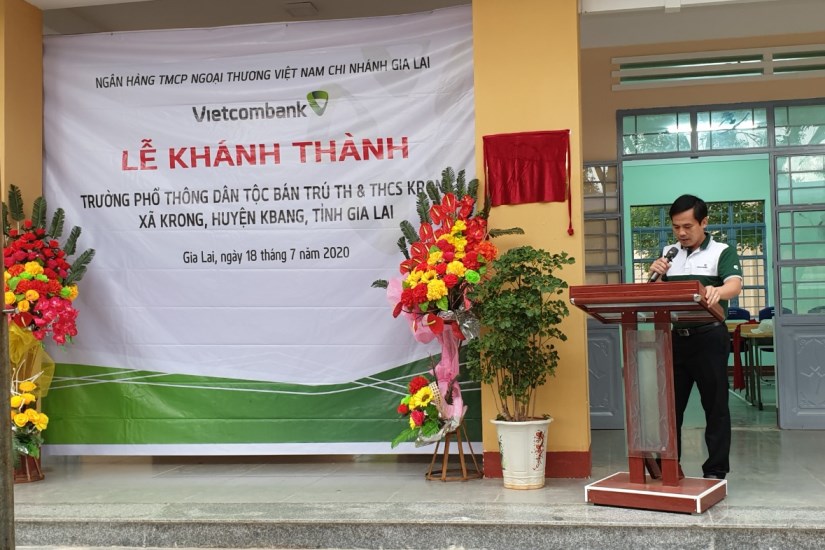 Vietcombank Gia Lai khánh thành và bàn giao trường Phổ thông dân tộc bán trú TH&THCS Krong, Gia Lai  
