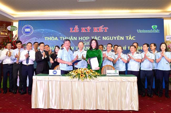 Vietcombank Sài Thành ký kết thỏa thuận hợp tác nguyên tắc với Cục Hải quan Thành phố Hồ Chí Minh
