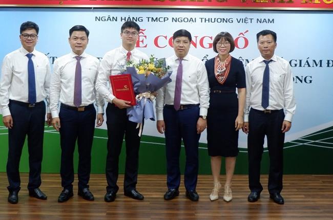 Lễ công bố các Quyết định điều động và bổ nhiệm Phó Giám đốc các Chi nhánh Vietcombank Thăng Long, Thanh Xuân và Tây Hồ