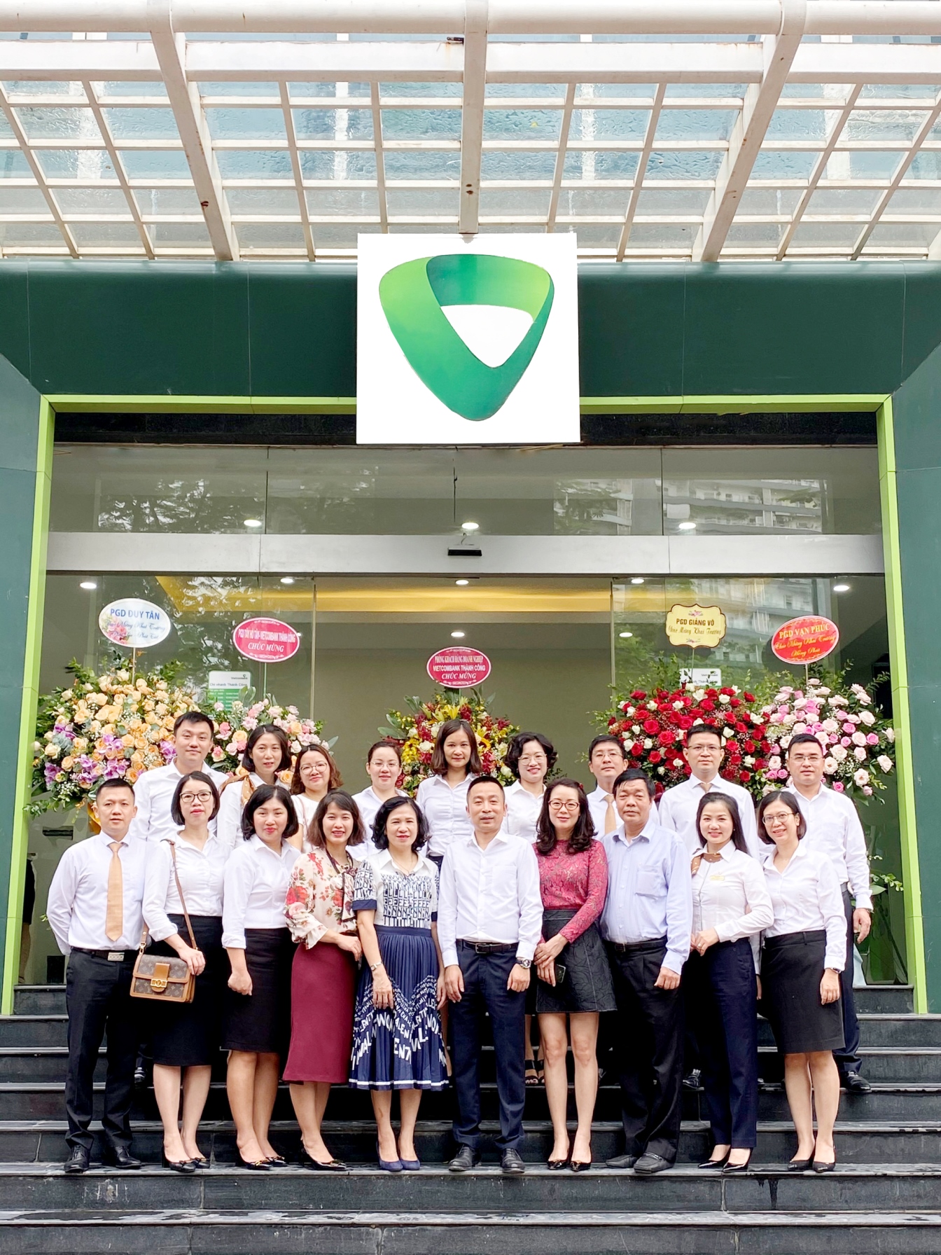 Vietcombank Thành Công khai trương hoạt động PGD Trung Hòa Nhân Chính tại địa điểm mới