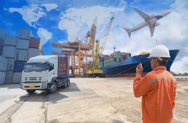 Khách hàng của Vietcombank đã có thể thanh toán trực tuyến phí logistics tại cảng Hải Phòng