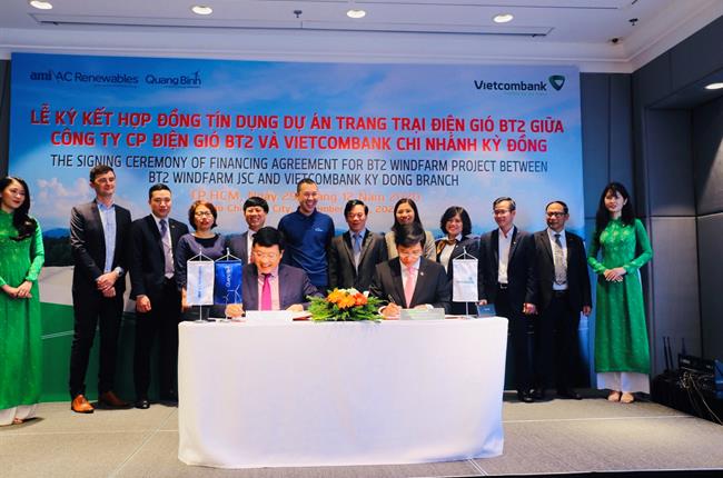 The signing ceremony of financing agreement for BT2 Windfarm Project in Quang Binh province between Joint Stock Commercial Bank For Foreign Trade of Vietnam - Ky Dong Branch and BT2 Windfarm Joint Stock Company.