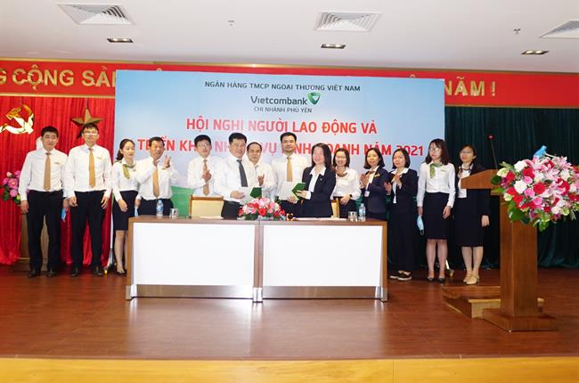 Vietcombank Phú Yên tổ chức hội nghị người lao động và triển khai nhiệm vụ năm 2021
