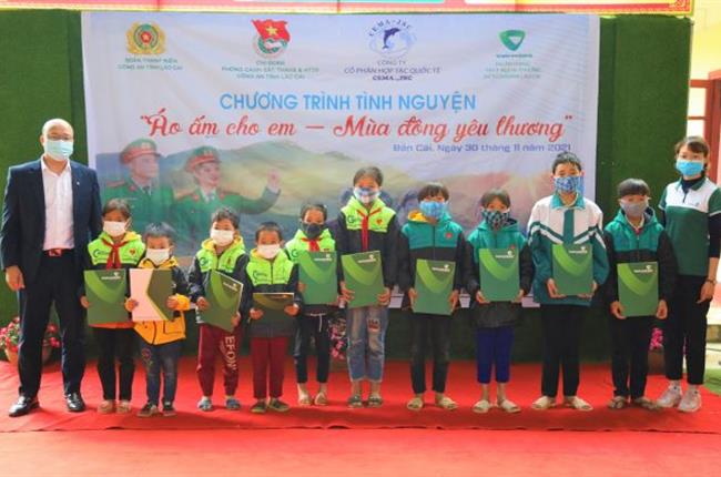 Vietcombank đồng hành cùng Công an tỉnh Lào Cai trong chương trình tình nguyện tại xã Bản Cái, huyện Bắc Hà, tỉnh Lào Cai