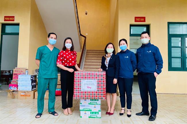 Chi đoàn thanh niên Vietcombank Chí Linh chung tay góp sức phòng chống dịch Covid-19