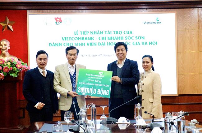 Vietcombank Sóc Sơn với những hoạt động an sinh xã hội nhân dịp Tết nguyên đán Tân Sửu 2021