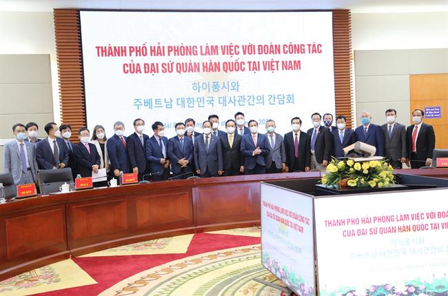 Vietcombank Hải Phòng tham gia chương trình của thành phố Hải Phòng làm việc với Đoàn công tác của Đại sứ quán Hàn Quốc tại Việt Nam