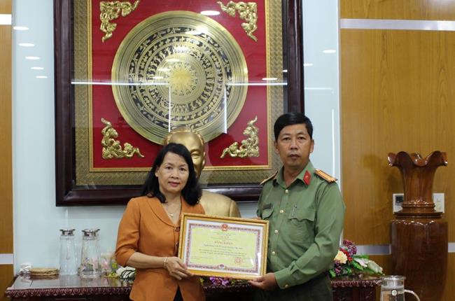 Vietcombank Kiên Giang đạt tiêu chuẩn “An toàn về an ninh, trật tự” năm 2021