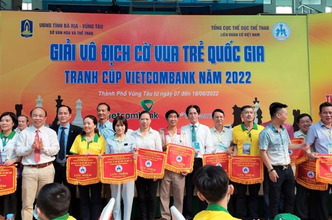 Vietcombank đồng hành cùng giải vô địch Cờ vua trẻ quốc gia tranh Cúp Vietcombank năm 2022