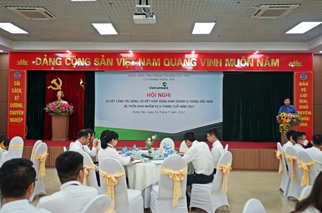 Vietcombank Hưng Yên tổ chức Hội nghị sơ kết 6 tháng đầu năm 2022