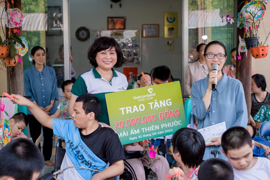 VCBC Hồ Chí Minh tổ chức chương trình trung thu “Vầng trăng yêu thương” cho trẻ em nghèo tại huyện Củ Chi
