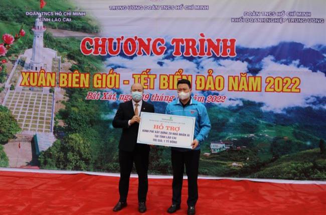Vietcombank hỗ trợ kinh phí xây dựng 20 căn nhà nhân ái cho tỉnh Lào Cai