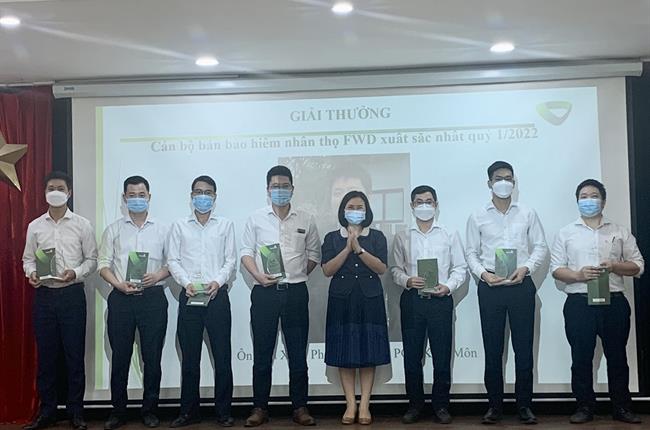 Vietcombank Chí Linh tổ chức hội nghị tổng kết khen thưởng quý 1/2022