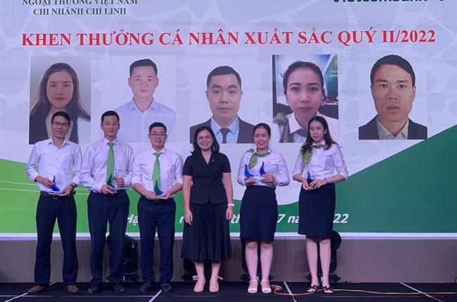 Vietcombank Chí Linh tổ chức hội nghị sơ kết hoạt động kinh doanh 6 tháng đầu năm và triển khai nhiệm vụ 6 tháng cuối năm 2022