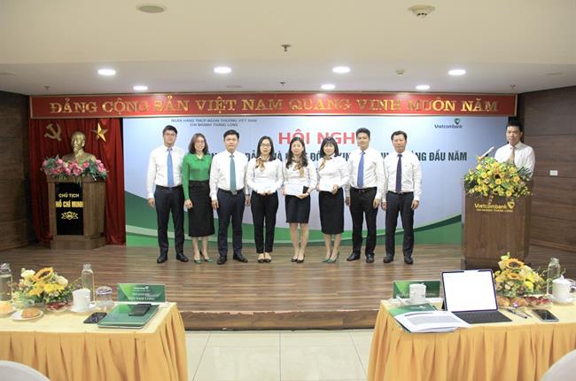 Vietcombank Thăng Long tổ chức hội nghị sơ kết công tác Đảng, hoạt động kinh doanh 6 tháng đầu năm và triển khai nhiệm vụ 6 tháng cuối năm 2022