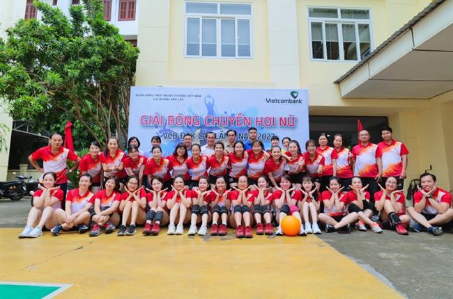 Vietcombank Đắk Lắk tổ chức thành công giải bóng chuyền hơi nữ lần 2 - năm 2023