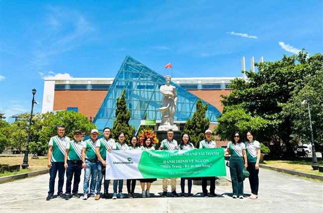 Vietcombank Sài Thành và chương trình về nguồn tại Đà Nẵng