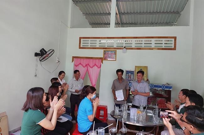 Vietcombank Sài Gòn tặng nhà tình thương cho gia đình có hoàn cảnh khó khăn tại huyện Phụng Hiệp, tỉnh Hậu Giang