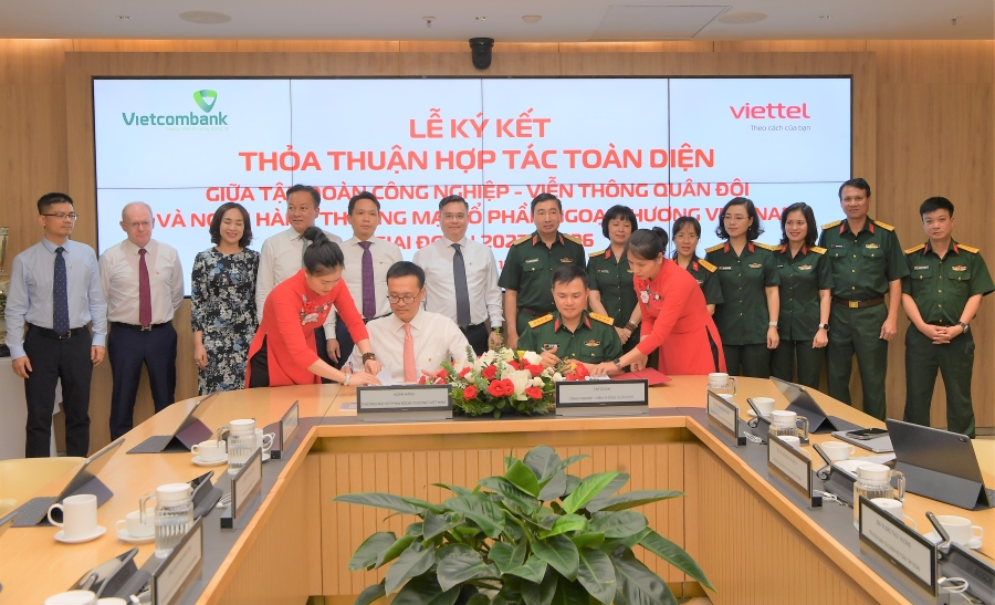 Vietcombank và Viettel ký kết thỏa thuận hợp tác toàn diện giai đoạn năm 2023 - 2026