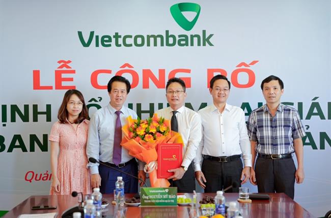 Vietcombank công bố quyết định bổ nhiệm lại giám đốc các chi nhánh Quảng Bình, Quảng Trị, Vinh
