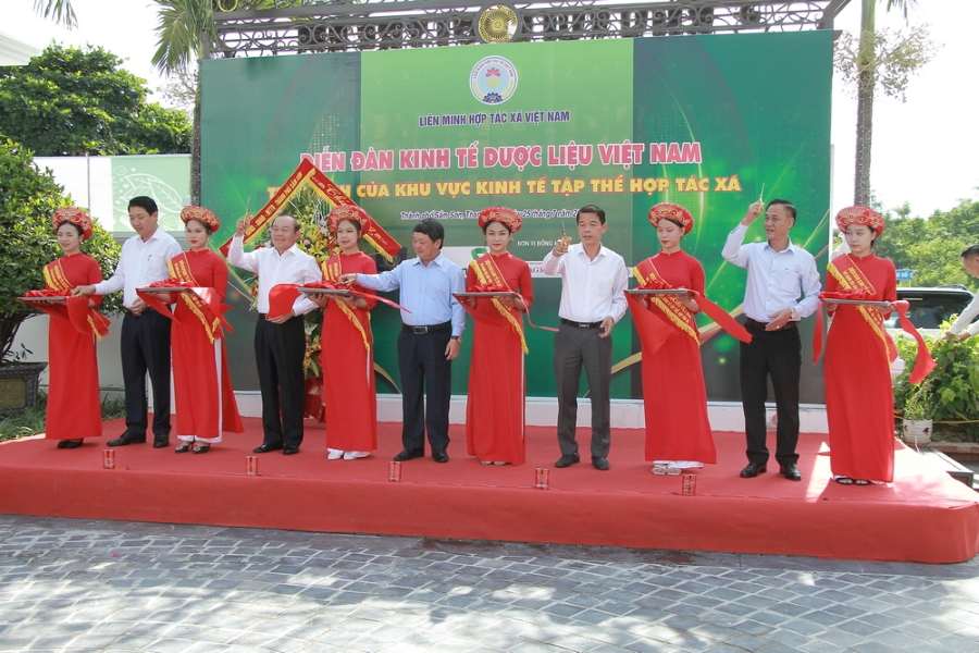 Vietcombank đồng hành cùng diễn đàn kinh tế dược liệu Việt Nam