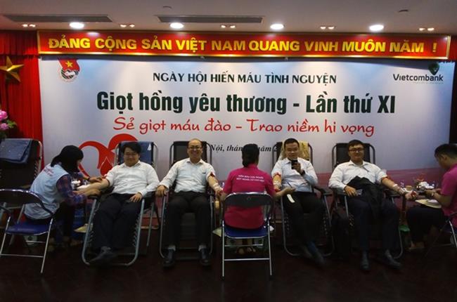 Đoàn Thanh niên Vietcombank tổ chức thành công ngày hội hiến máu tình nguyện “Giọt hồng yêu thương” lần thứ XI – năm 2019
