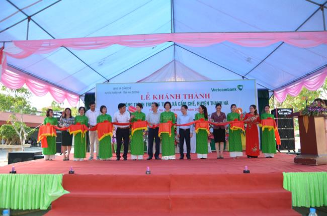 Lễ khánh thành và bàn giao công trình ASXH Trường THCS Cẩm Chế - huyện Thanh Hà – tỉnh Hải Dương do Vietcombank tài trợ 2 tỷ đồng