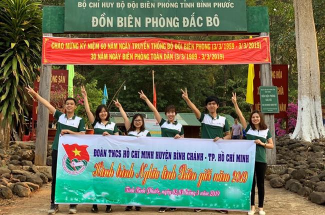 Hành trình nghĩa tình biên giới 2019 của Chi đoàn Vietcombank Tây Sài Gòn