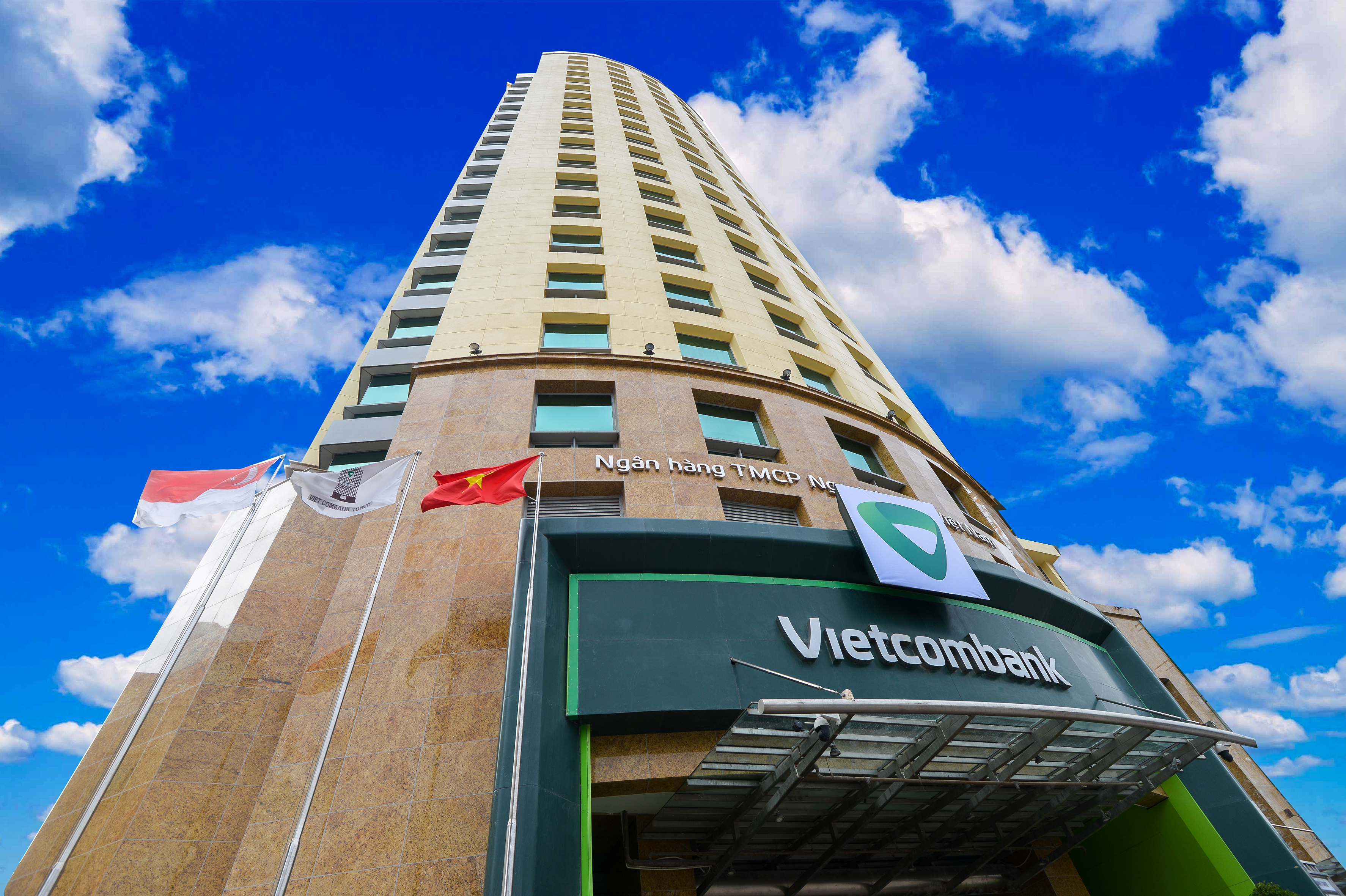 Chương trình ưu đãi hấp dẫn Bankplus của Vietcombank dành cho thuê bao sinh  viên Viettel  DiemUuDai  Thế giới thẻ ngân hàng