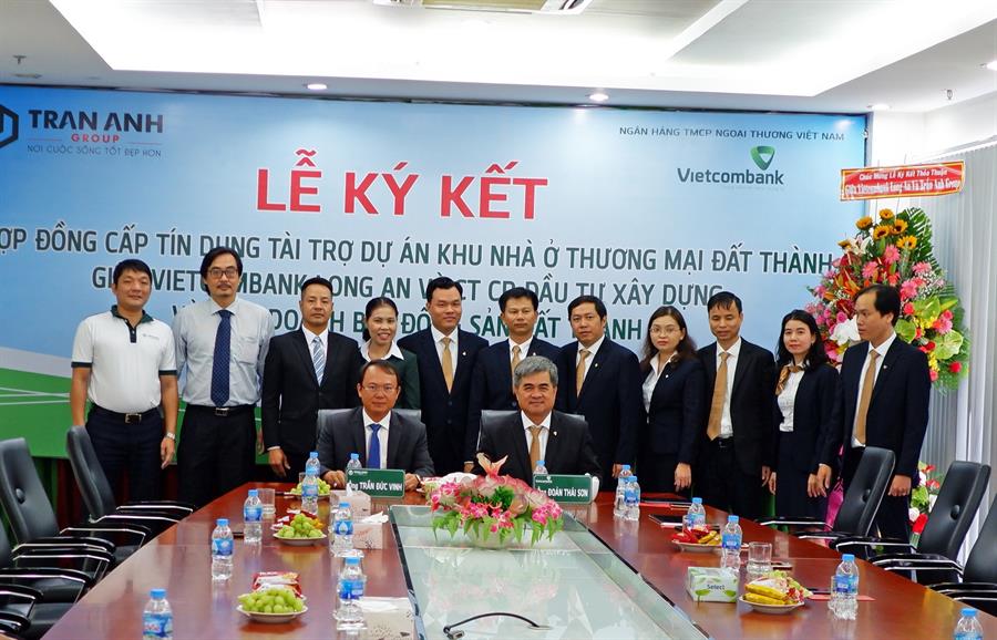 vietcombank long an ký kết tài trợ tín dụng cho dự án của ctcp đầu ...