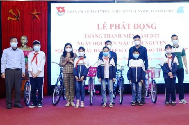 Vietcombank Bắc Hà Nội với các hoạt động an sinh xã hội tại xã Tiền Yên, huyện Hoài Đức