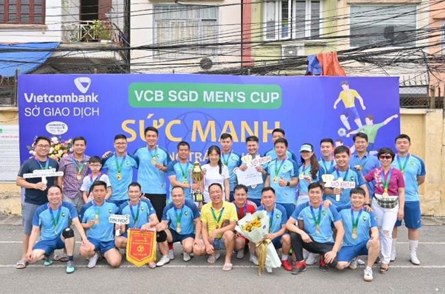 Vietcombank Sở Giao dịch tổ chức giải bóng đá nam “Sức mạnh cùng trái bóng’’