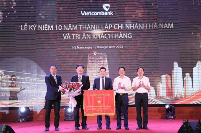 Vietcombank Hà Nam tổ chức kỷ niệm 10 năm thành lập và hội nghị tri ân khách hàng năm 2022